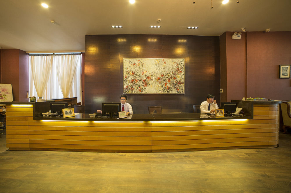 Asian Ruby Hotel & Spa - 122F Bui Thi Xuan Street Ho-Chi-Minh-Stadt Exterior foto
